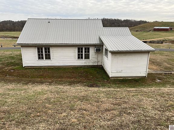 4th image of 1005 Slaughter Rd
