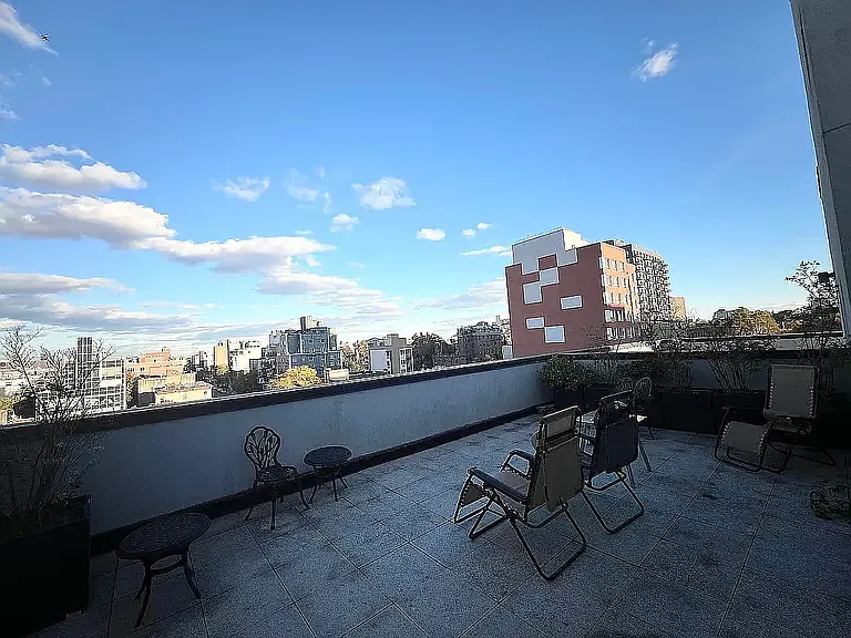 112 Emerson Pl #6BB — Photo 10