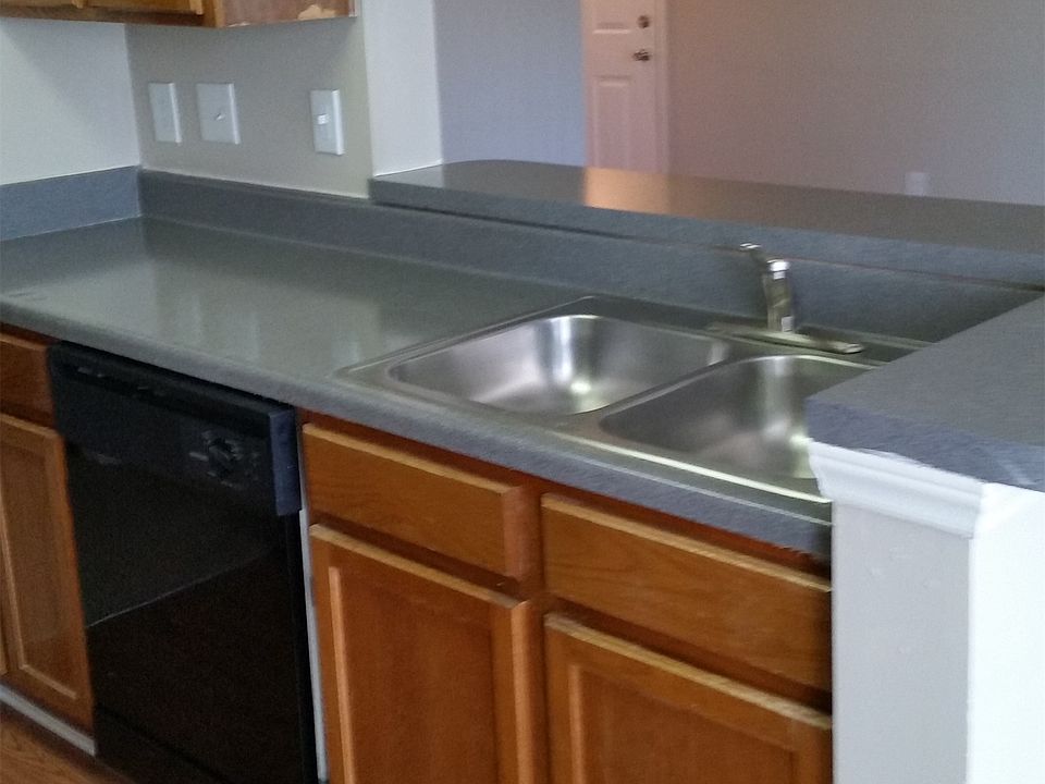 1st image of 48 Aspen Dr APT D
