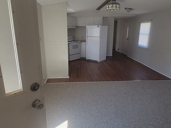 3rd image of 1106 Tommy Ln #5