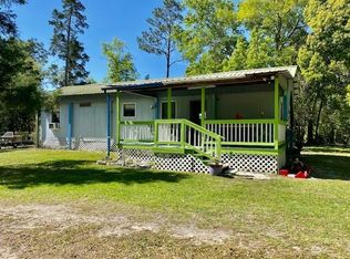 10382 8th St SW, Bristol, FL 32321