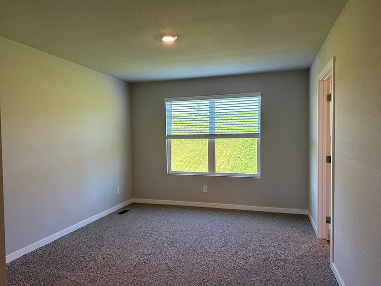 13631 Whitmore St — Photo 14