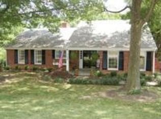 5500 Hempstead Rd, Indian Hills, KY 40207