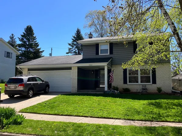 1522 Park View LANE, Port Washington, WI 53074