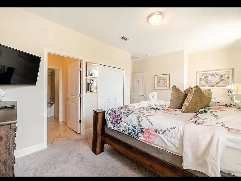 354 Captiva Dr — Photo 22