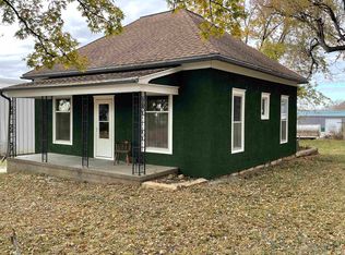 513 Wilson St, Falls City, NE 68355