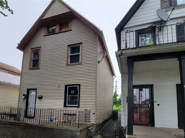 445 7th St, Buffalo, NY 14201