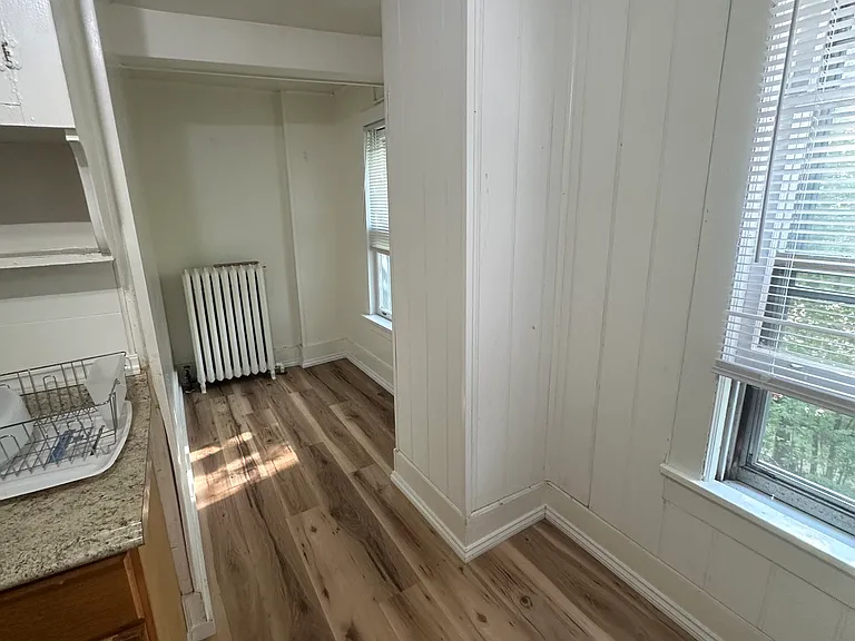 511 E Buffalo St #3 — Photo 8