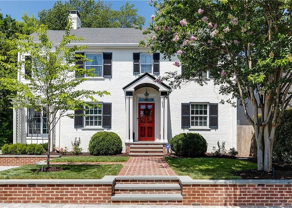 1st image of 300 Albemarle Ave