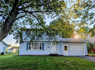 4839 Juneway Dr S, Liverpool, NY 13088