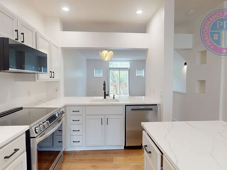 14742 SW Trout Creek Ln — Photo 8