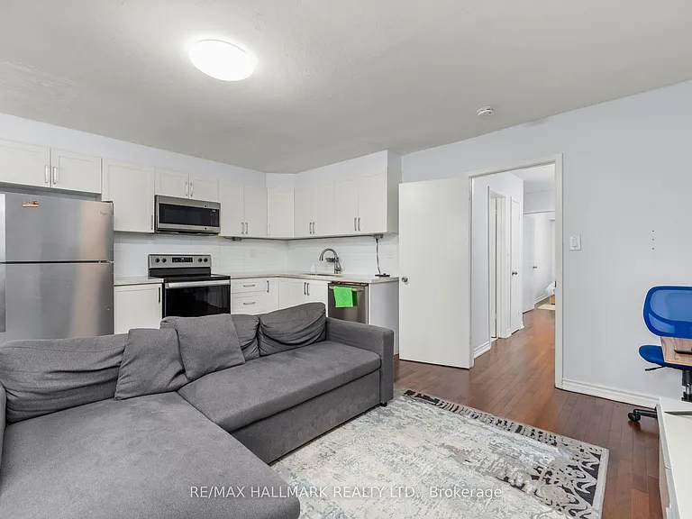 82 Halsey Ave #3 — Photo 8