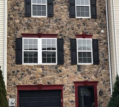 2nd image of 838 Monet Dr