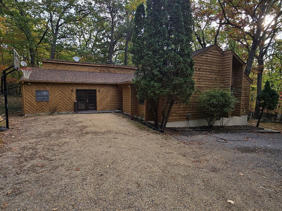 1st image of 381 Quail Ct