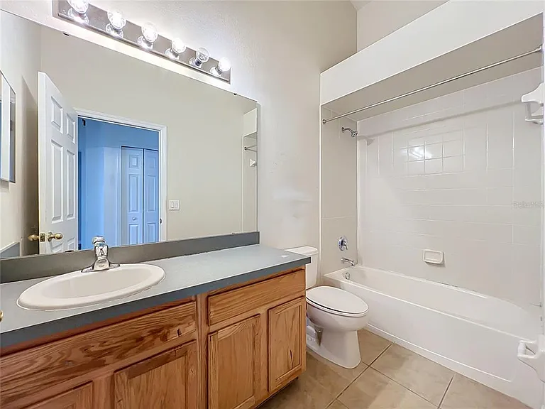 1045 Willow Branch Dr — Photo 49