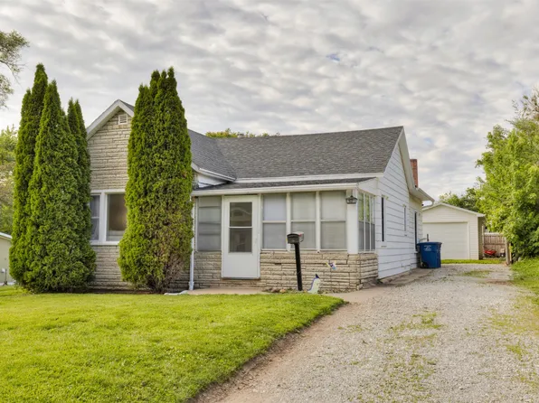 937 Creston Ave, Des Moines, IA 50315