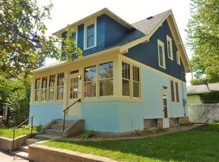 1073 Walsh St, Saint Paul, MN 55106