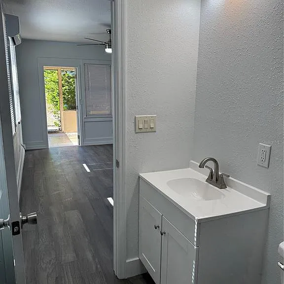 2065 N Betty Ln — Photo 21