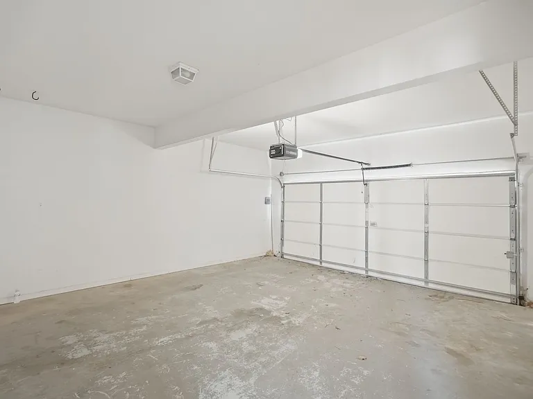 2927 Arbor Creek Ln — Photo 18