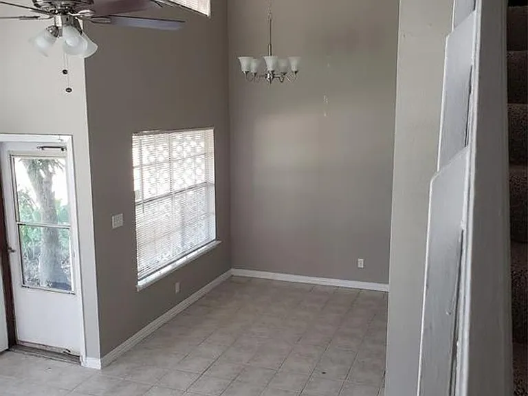 17010 Pastoria Dr — Photo 7