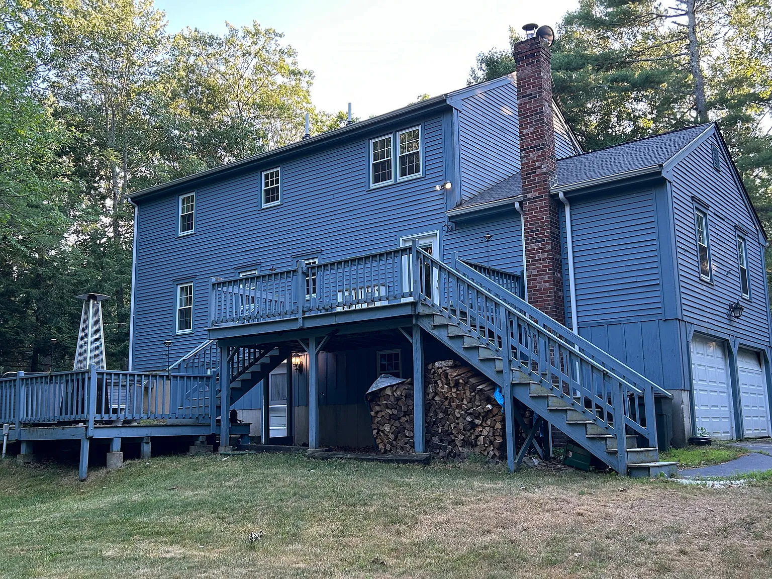4 bed, 2.5 bath, 2648 sqft, $3,700 — Photo 3
