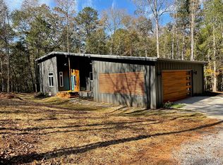 3653 Barnett Shoals Rd, Athens, GA 30605