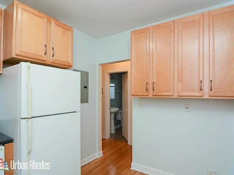 2922-922 N Sacramento Ave #1 — Photo 5