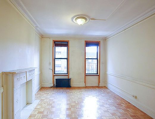 3rd image of 1694 2nd Ave #5SE