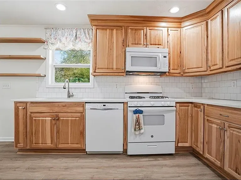 4740 Shady Rest Dr — Photo 11