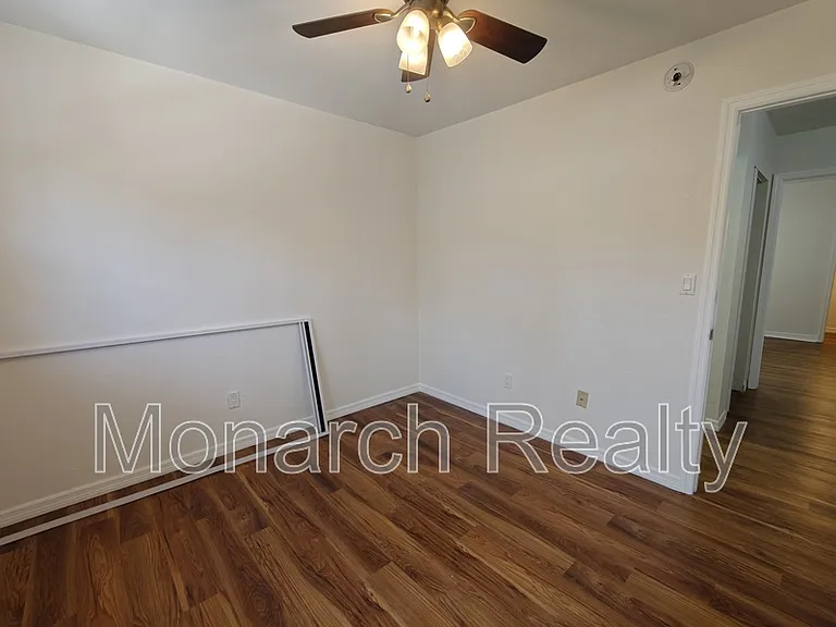 620 SW 10th Ln #4 — Photo 19