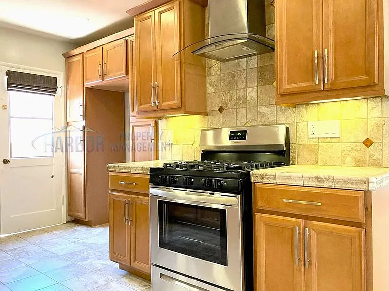 25719 Belle Porte Ave — Photo 5