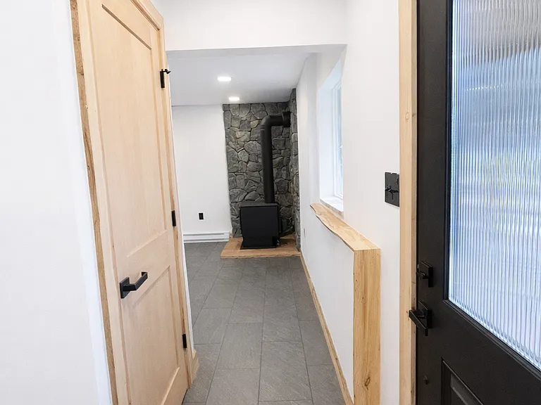 231 Rosebud Rd #B — Photo 4