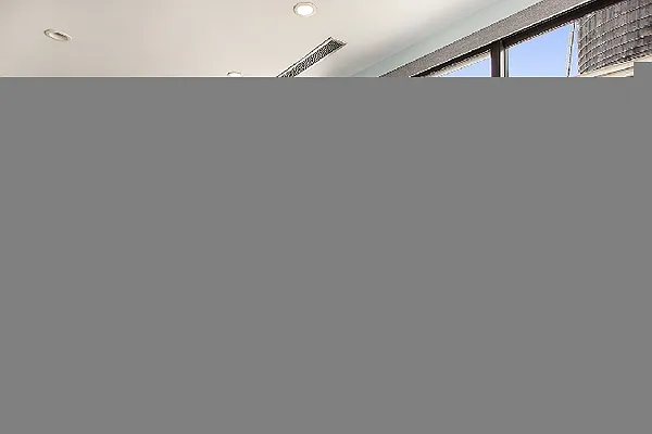 Sold by Flat Iron Real Estate | media 18