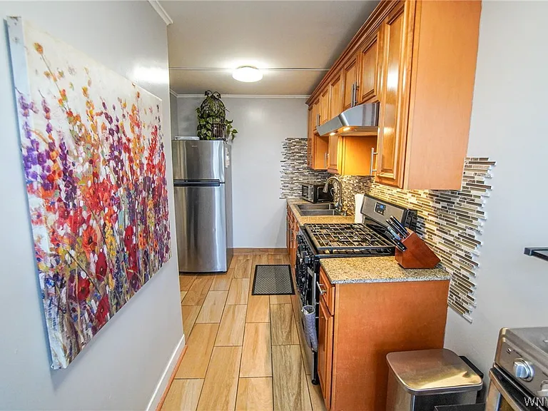 1225 Hertel Ave #11 — Photo 13