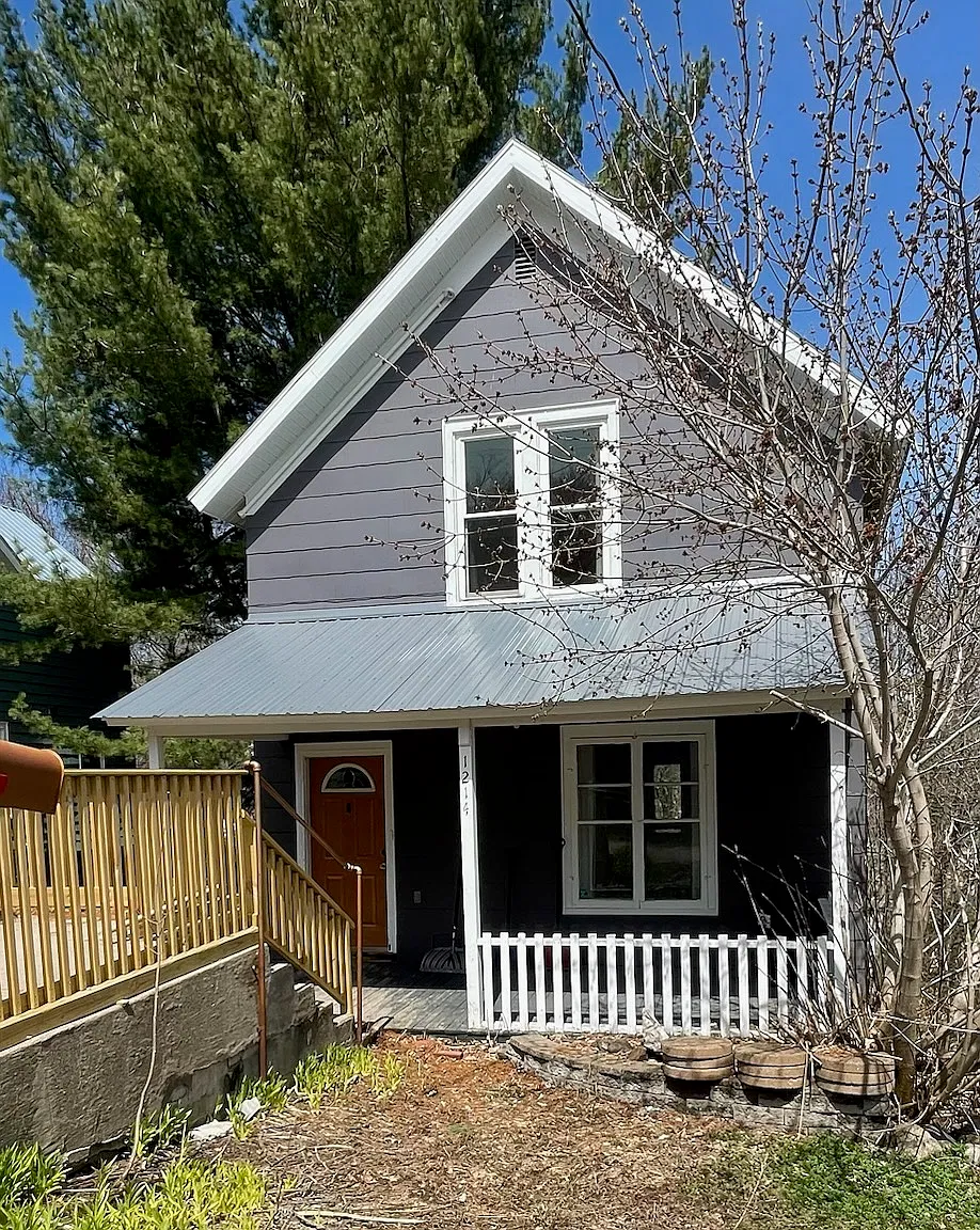 3 bed, 1360 sqft, $2,190 — Photo 1