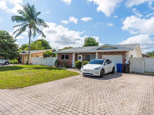3166 NW 68th St, Fort Lauderdale, FL 33309