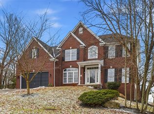 303 Kenney Dr, Sewickley, PA 15143