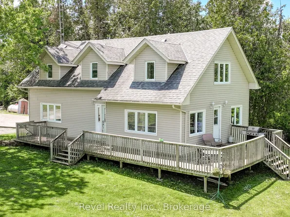 1393 Killarney Bay Rd, Kawartha Lakes, ON K0M 1G0