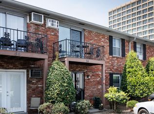 1924 Goldsmith Ln UNIT 54, Louisville, KY 40218