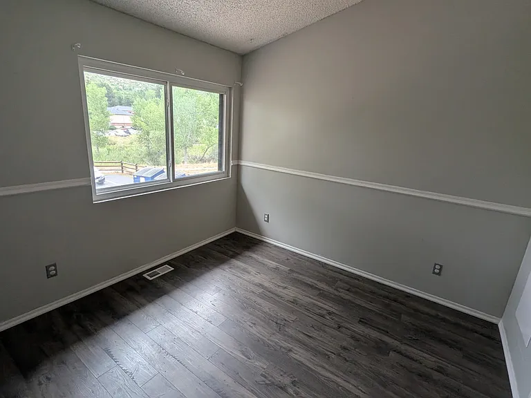 246 S Oman Rd — Photo 21
