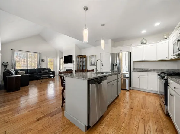 44 Mariners Way #44, Plymouth, MA 02360