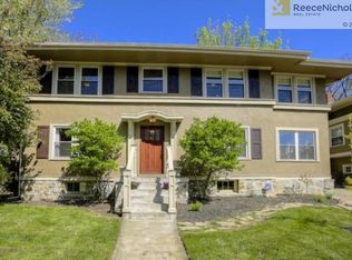 5519 Oak St, Kansas City, MO 64110