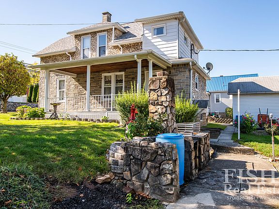 3rd image of 2438 Euclid Ave