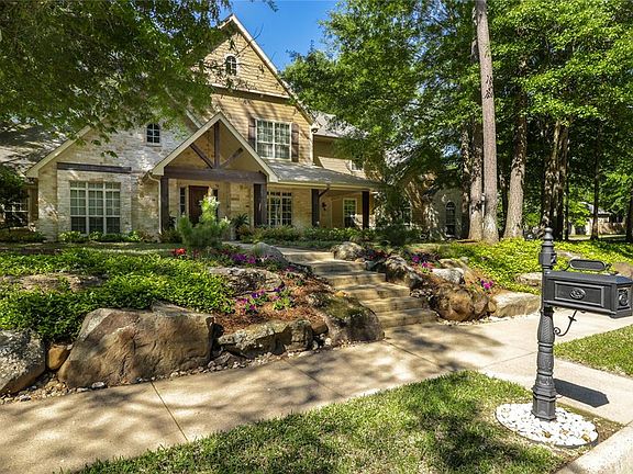 3rd image of 4405 Lazy Creek Dr