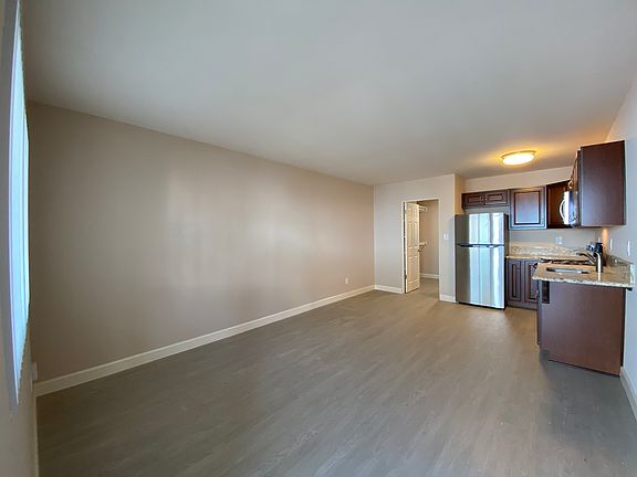 5th image of 1845 Hornblend St APT 6