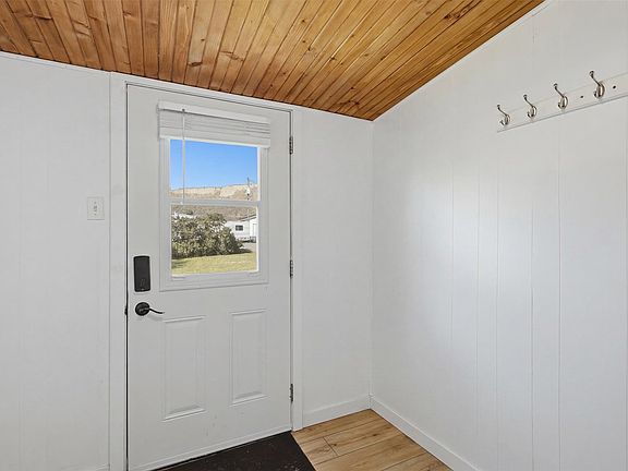 5th image of 1328 Riverview Place Rd