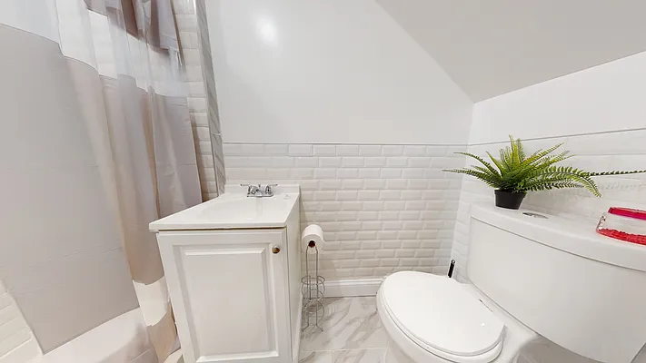 Rented by Keller Williams NYC | media 33