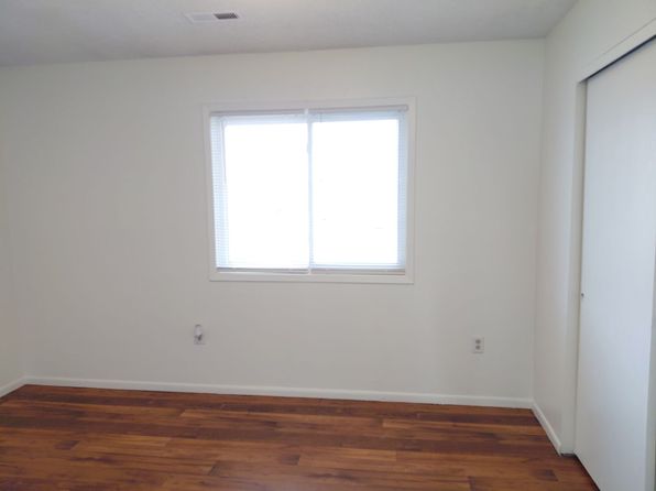 102 & 103 N Cedar St