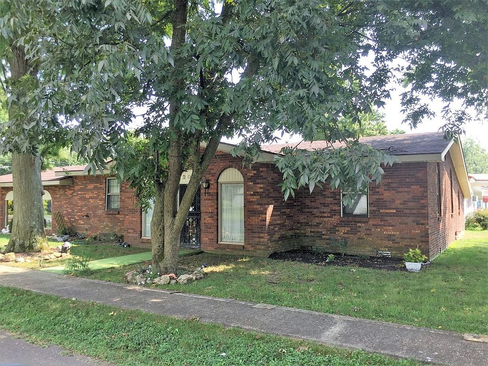 2nd image of 205 W 2nd St