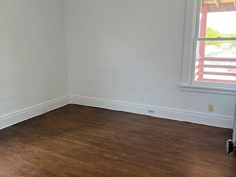 546 Tacoma Ave — Photo 1